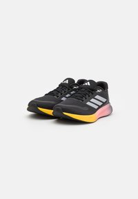 adidas Performance RUNFALCON 5 - Utcai futócipők - core black/zero metallic/footwear white