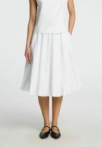 Selected Femme MIDI BUBBLE HEM - Ballonnederdele - bright white