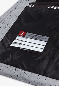Jordan JDB 2 FER JKT - Chaqueta de invierno - black/cement grey