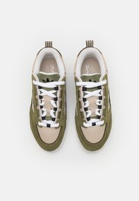 adidas Originals ADI2000 - Sneakers basse - focus olive/crystal white/wonder beige