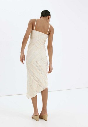 Mango, ADULT - Robe de soirée - beige