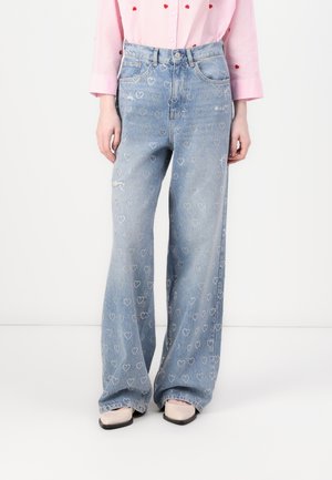 ONLY ONLHOPE WIDE LEG HEART  - Wide Leg - light blue denim