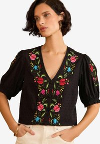 Blouse Noir  manches courtes motifs roses rouge Lilly Romantic Roses