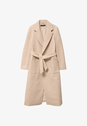 Langer beiger Wollmantel mit Reverskragen, selbstbindendem Gürtel und zwei vorderen Taschen. Der Stoff hat eine glatte Textur und ein maßgeschneidertes Design.