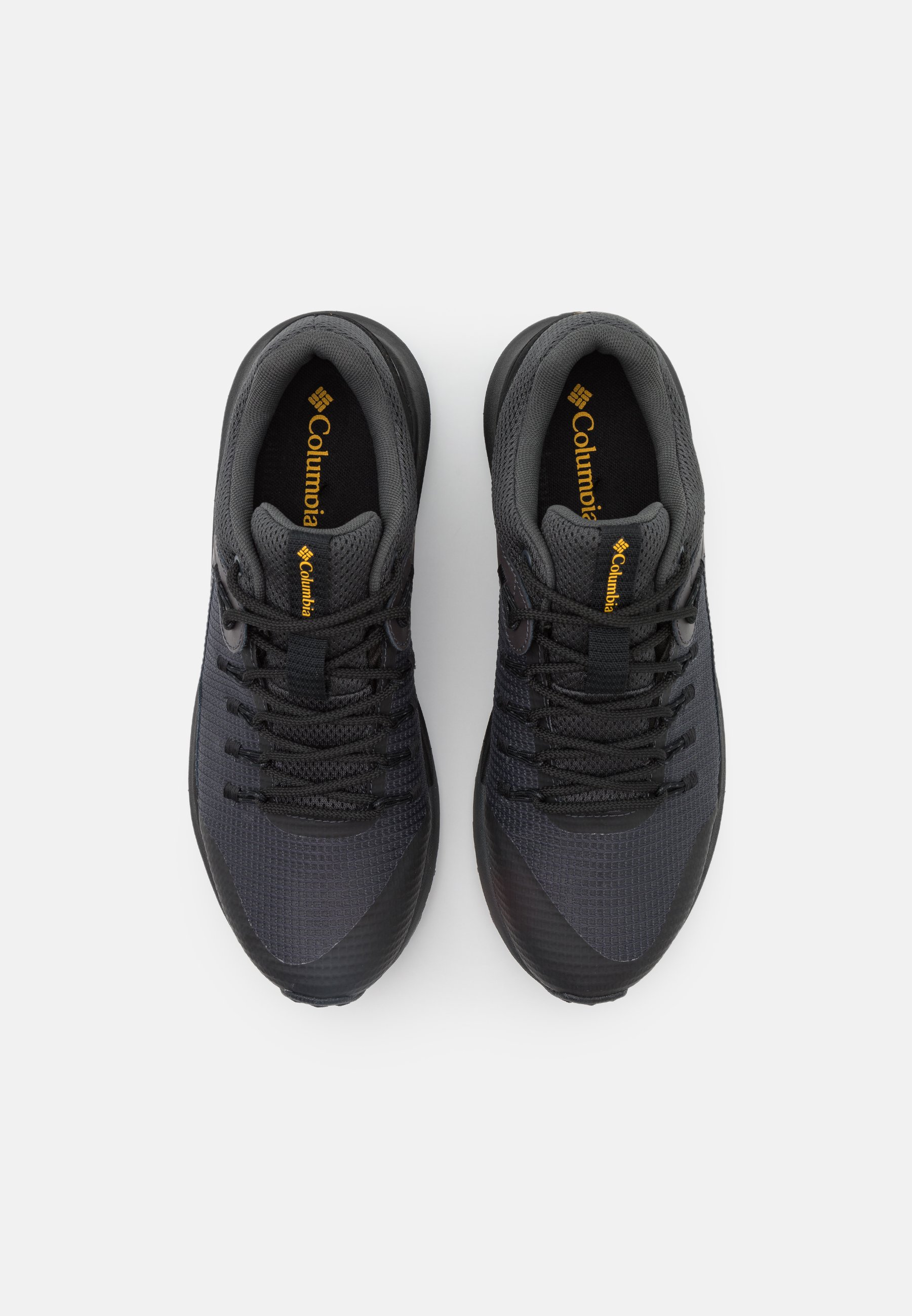 columbia walking trainers