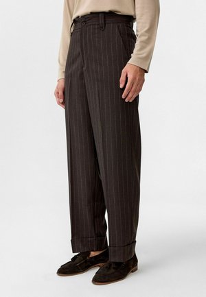 OSKAR - Broek - brown