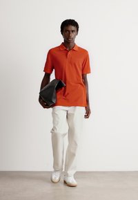 BOSS PRIME - Poloskjorter - open orange