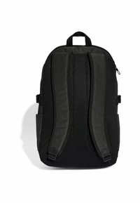 Mochila negra con respaldo de malla acolchada y correas ajustables, que cuenta con un cierre de cremallera y bolsillos laterales para almacenamiento adicional.