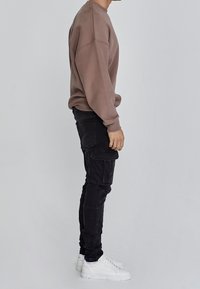 SIKSILK Sudadera - brown