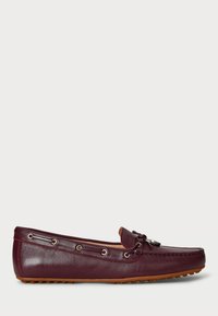 Izbrano, dark garnet