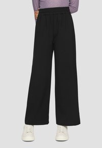 s.Oliver WIDE MIT ELASTIKBUND - Stoffhose - schwarz