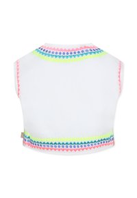 Haut sans manches blanc avec un bord brodé multicolore au niveau de l'encolure et de l'ourlet dans des motifs rose, vert, bleu et violet.