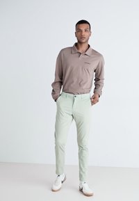 Jack & Jones JPSTMARCO NOOS - Chino - desert sage