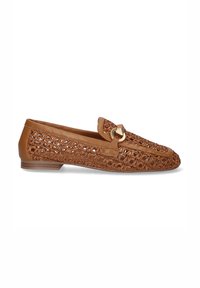 Mocasines trenzados marrones hechos de cuero entrelazado con un dorso suave. Presenta un pequeño acento de metal dorado en la parte delantera. Suela plana.