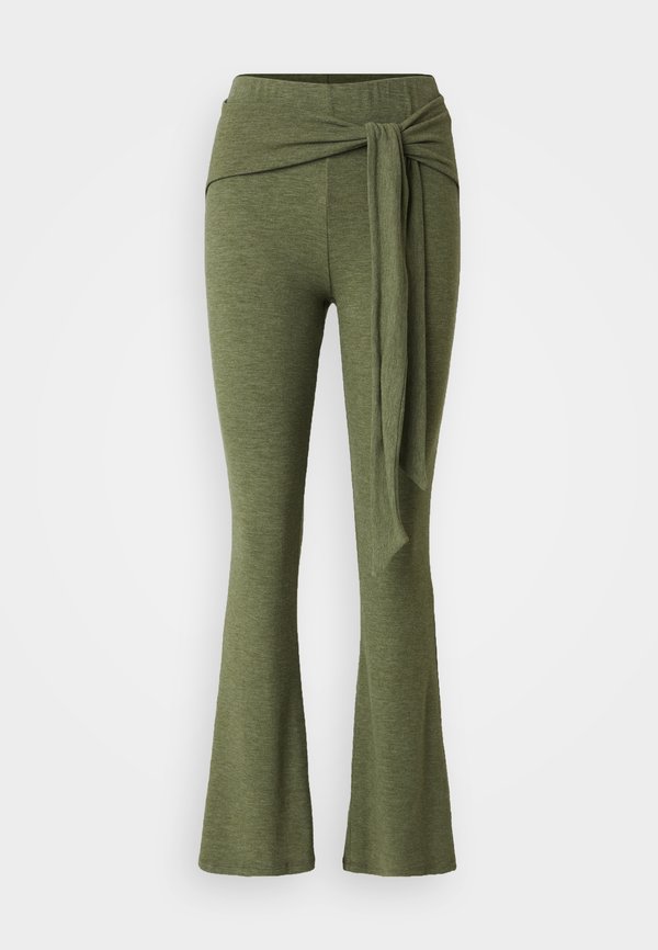 ONLAMERA BOW  - Trousers - four leaf clover melange2