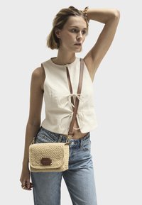 nat & nin ROMA - Sac bandoulière - hazelnut