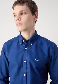 BOSS ROAN - Overhemd - open blue