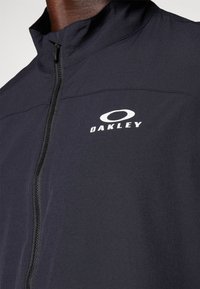 Oakley VEST - Bodywarmer - blackout