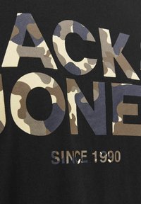 Jack & Jones LOGO RUNDHALS - Tricou cu imprimeu - black