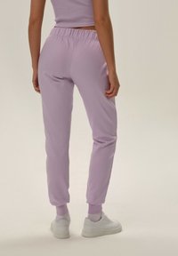 ESOTIQ BLOOVII JAMILE liliowy