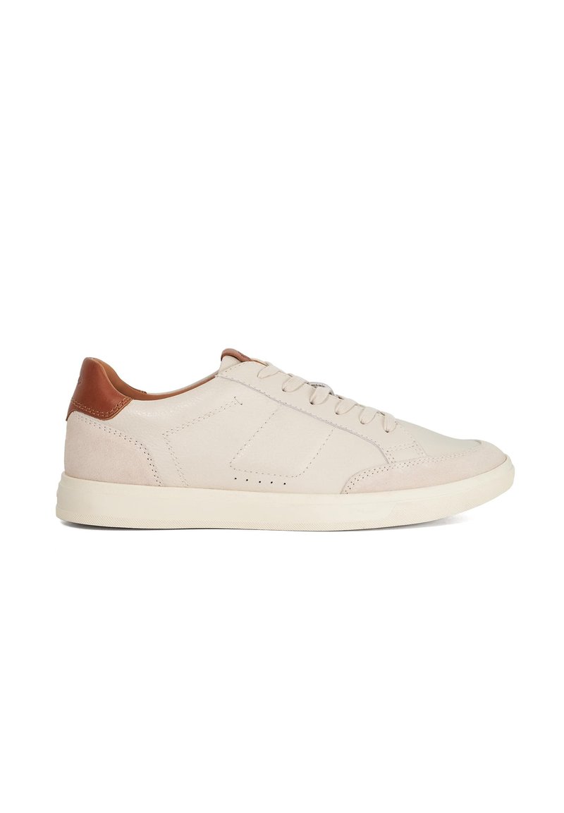 Low-top sneakers made of beige leather with brown leather accents, featuring a smooth texture, round toe, and minimalistic design.