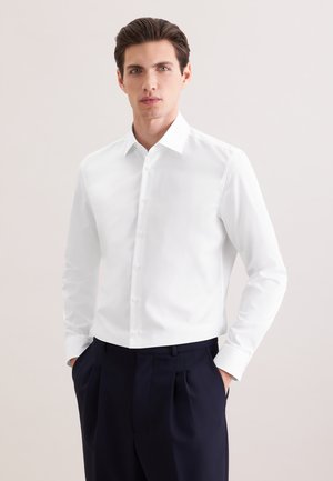 Seidensticker, SLIM FIT - Chemise classique - white