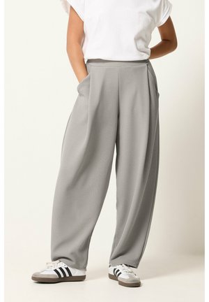 Pixie Girl, WOMEN'S CASUAL TROUSERS - Pantalon classique - light grey
