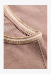 Unausgewählt, light brown