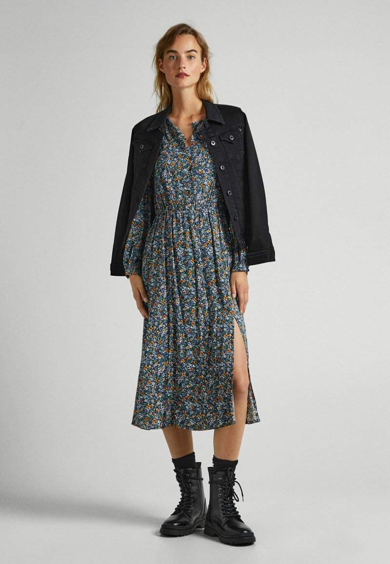 Pepe Jeans Jurk wit Pepe Jeans Jurk wit