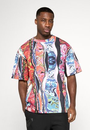 SIGNATURE TEE - Print T-shirt - aop multicolor
