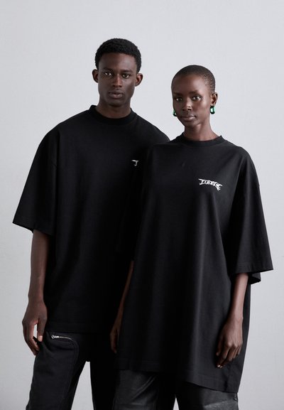 032c NERVE SHATTER OVERSIZED UNISEX - Majica kratkih rukava s printom - washed black