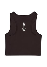 Sort atletisk tanktop med rund halsudskæring og brede ærmegab. Har en hvid trykt "ATW" på midten af ryggen. Glat stofstruktur.