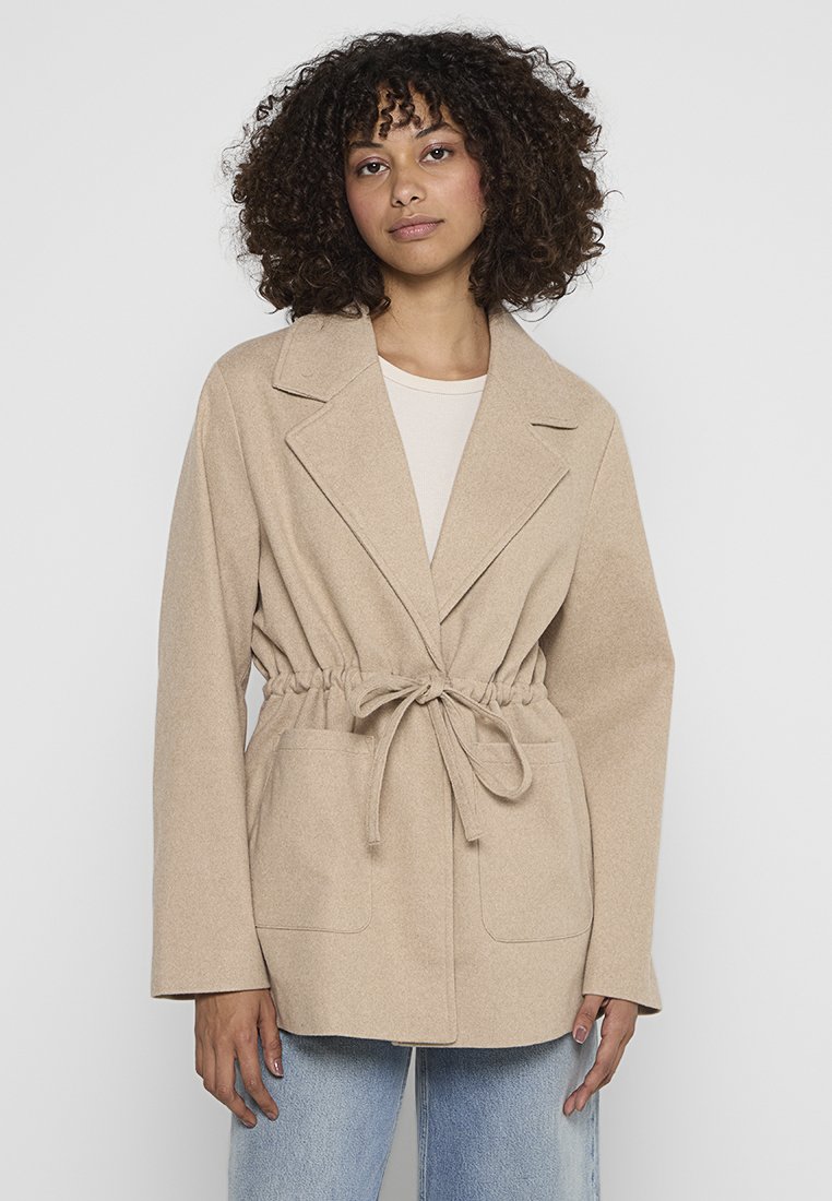 Vero Moda Blazer beige