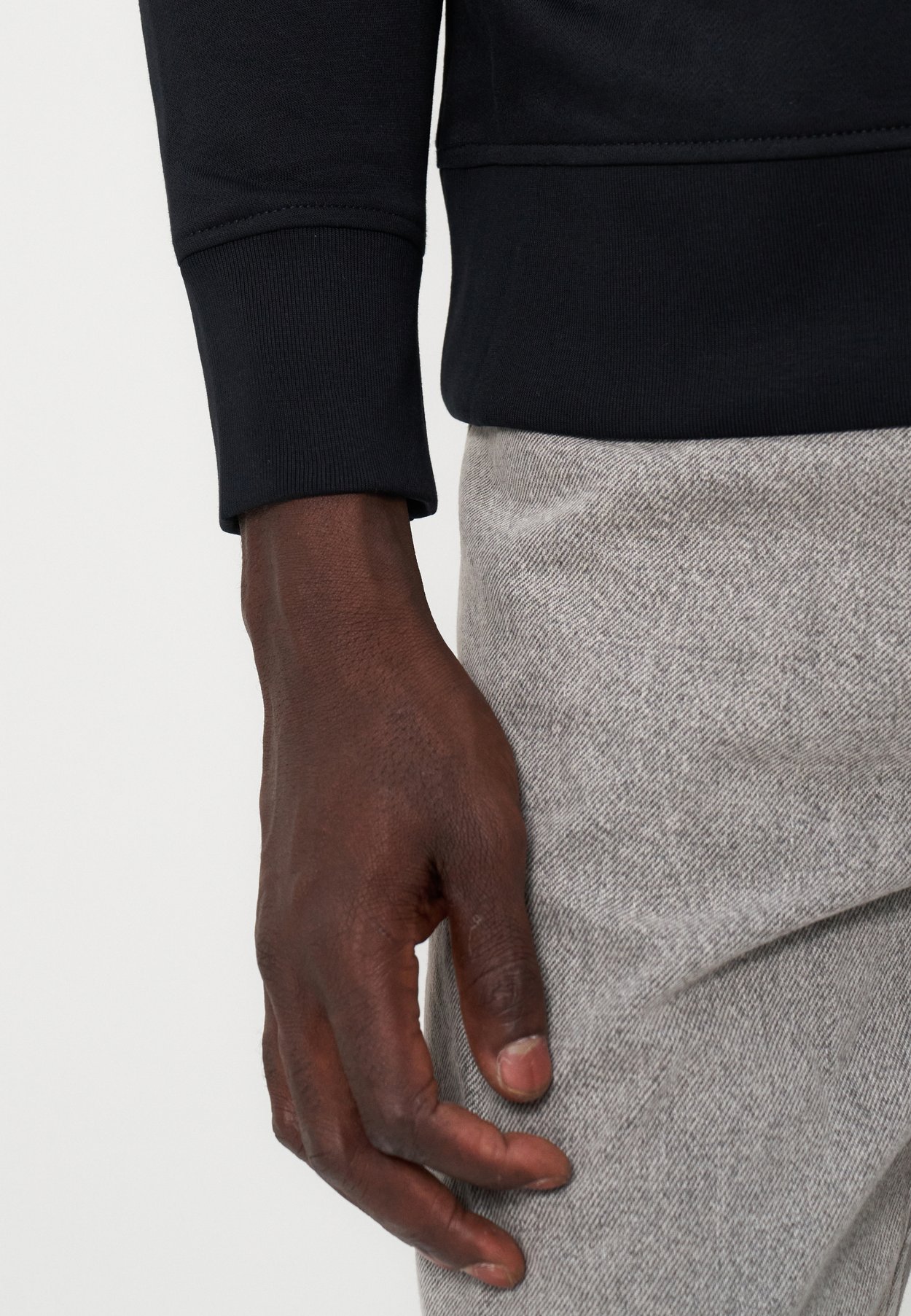 Kapuzenpullover