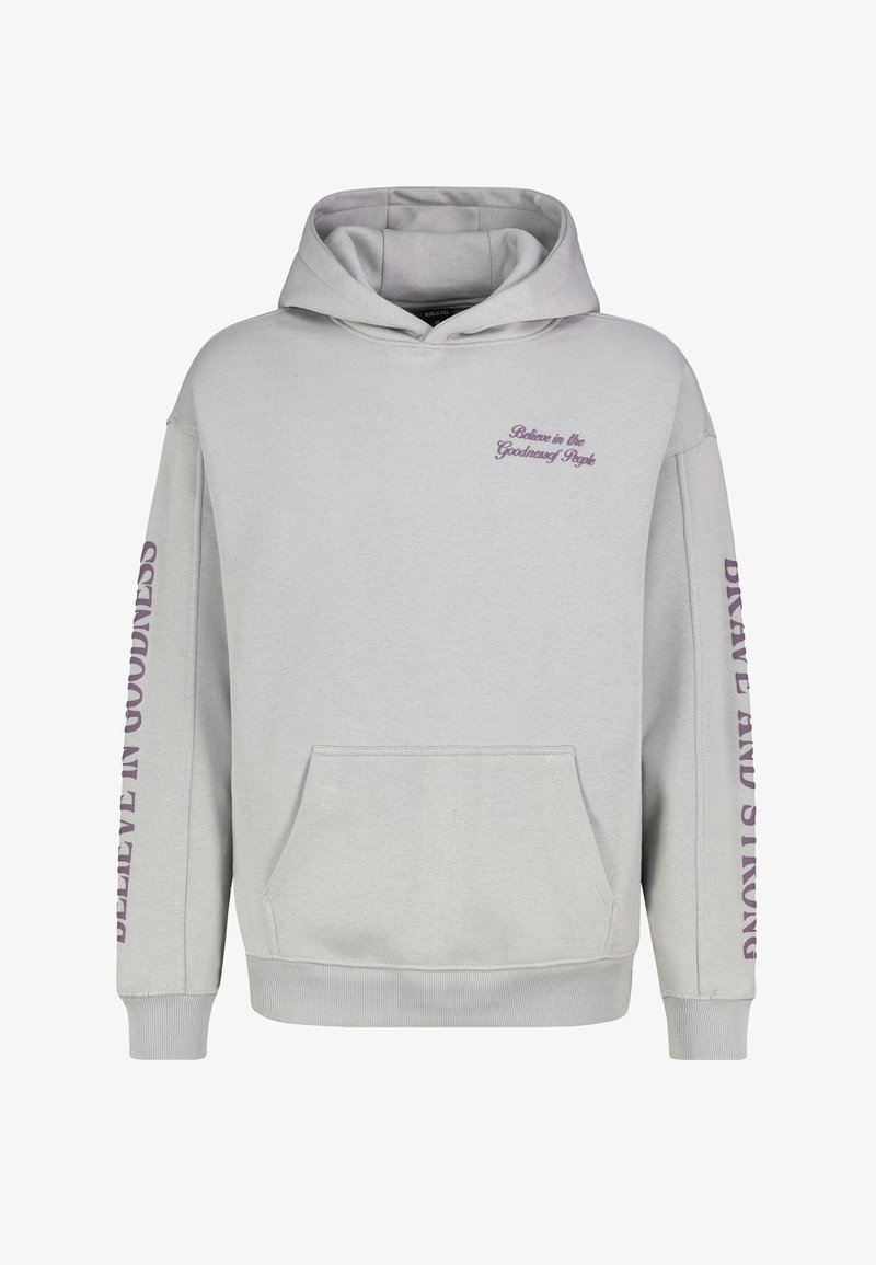 Grauer Kapuzenpullover mit einer Vorderseite-Tasche, mit lilanem Text auf der Brust und den Ärmeln. Weiches Material mit lockerer Passform und gerippten Bündchen.