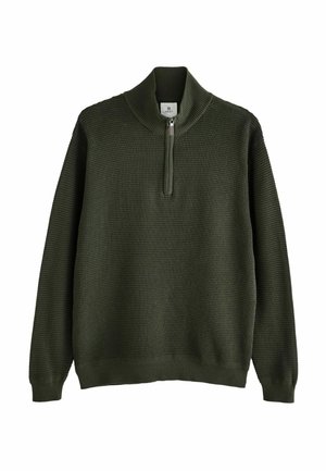 Suéter de punto verde oscuro con cremallera de cuarto, cuello, puños y dobladillo acanalados, exhibido sobre un fondo blanco.