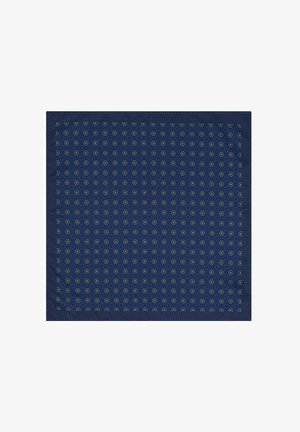 Granatowy jedwabny kwadratowy szalik z powtarzającym się wzorem kwiatowym w jasnym niebieskim i białym kolorze. Gładka tekstura z obszytymi brzegami, 90 cm.