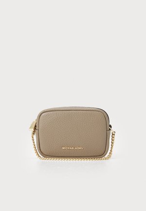 Rectangular crossbody bag in beige textured leather, featuring a gold chain strap and embossed logo on the front.