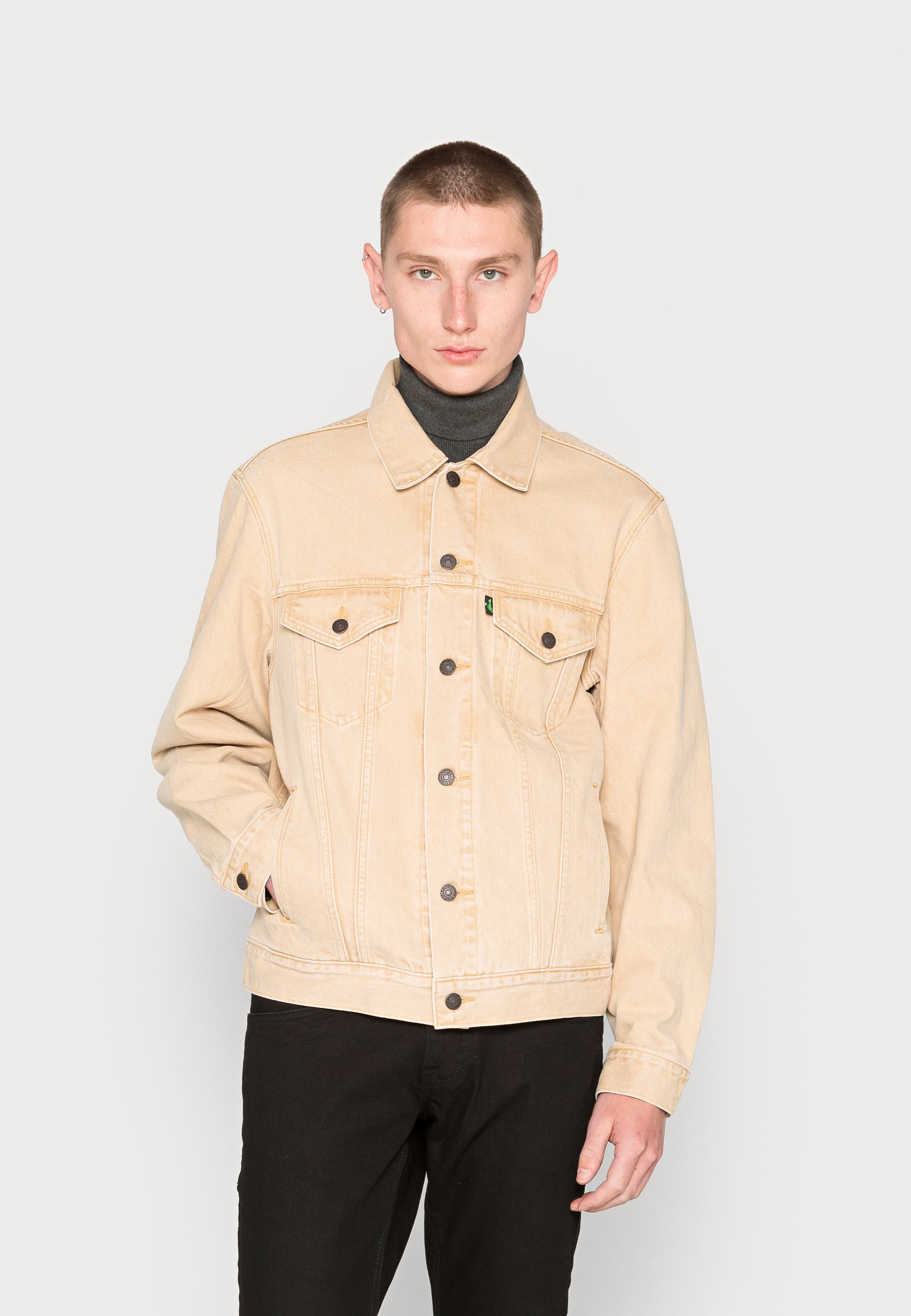 Levi's® VINTAGE FIT TRUCKER - Denim 