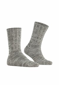Calze grigie lavorate a maglia con texture a coste, lunghezza fino al polpaccio e un motivo misto di toni di grigio chiaro e scuro. Materiale morbido.