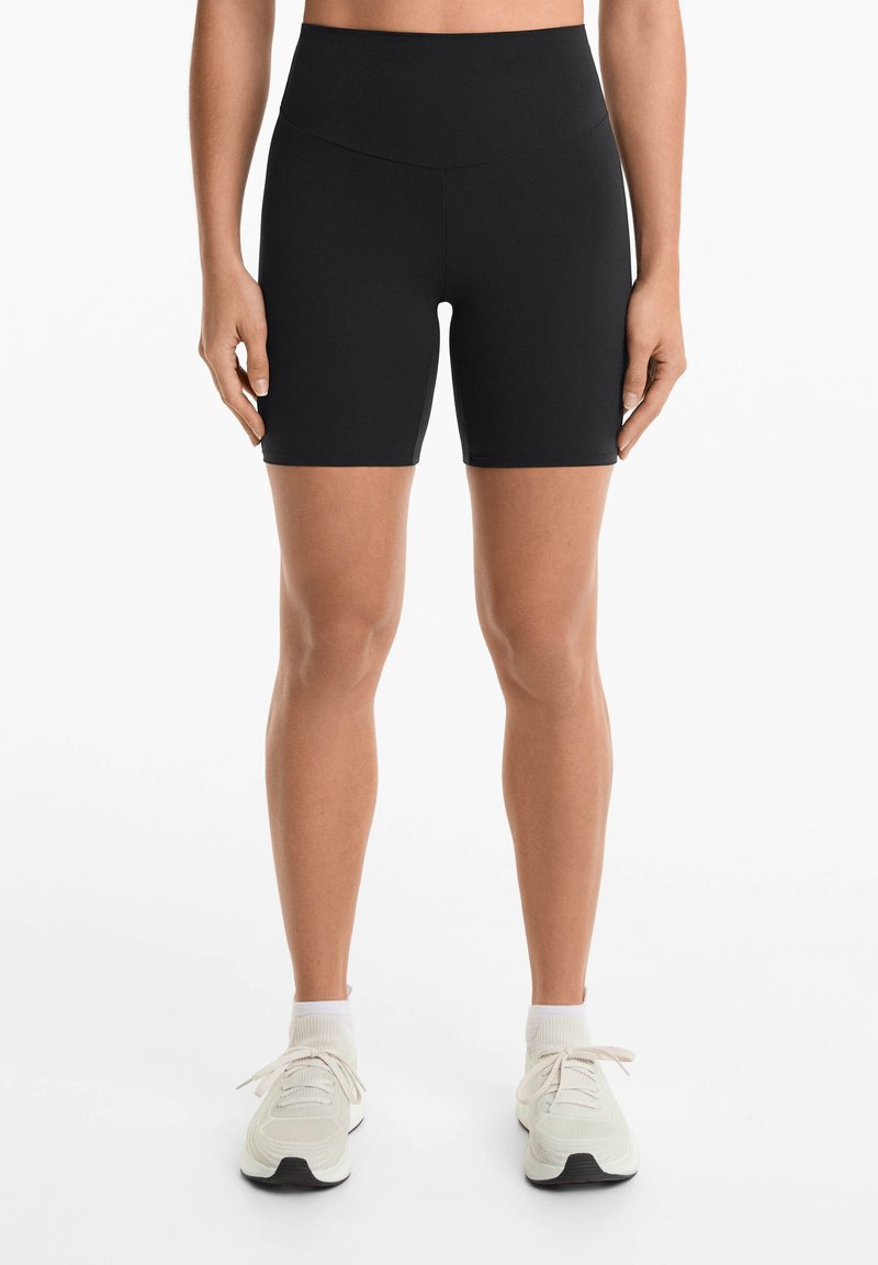 OYSHO - COMFORTLUX HIGH-RISE BIKER - Leggings - black, Enlarge
