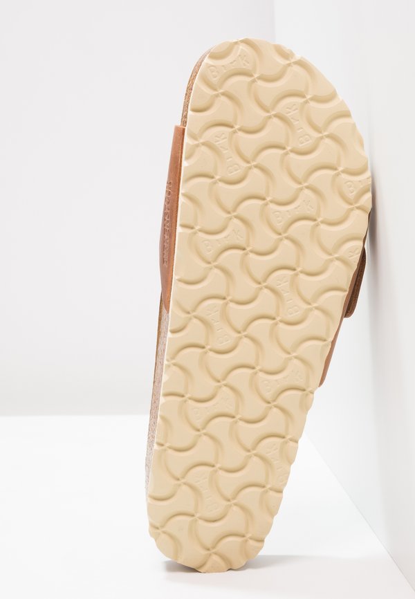 MADRID BIG BUCKLE - Mules - cognac2