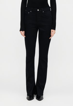 INGRAM SPLIT - Testhezálló fazon - immersion