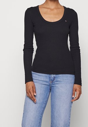 Long sleeved top - black