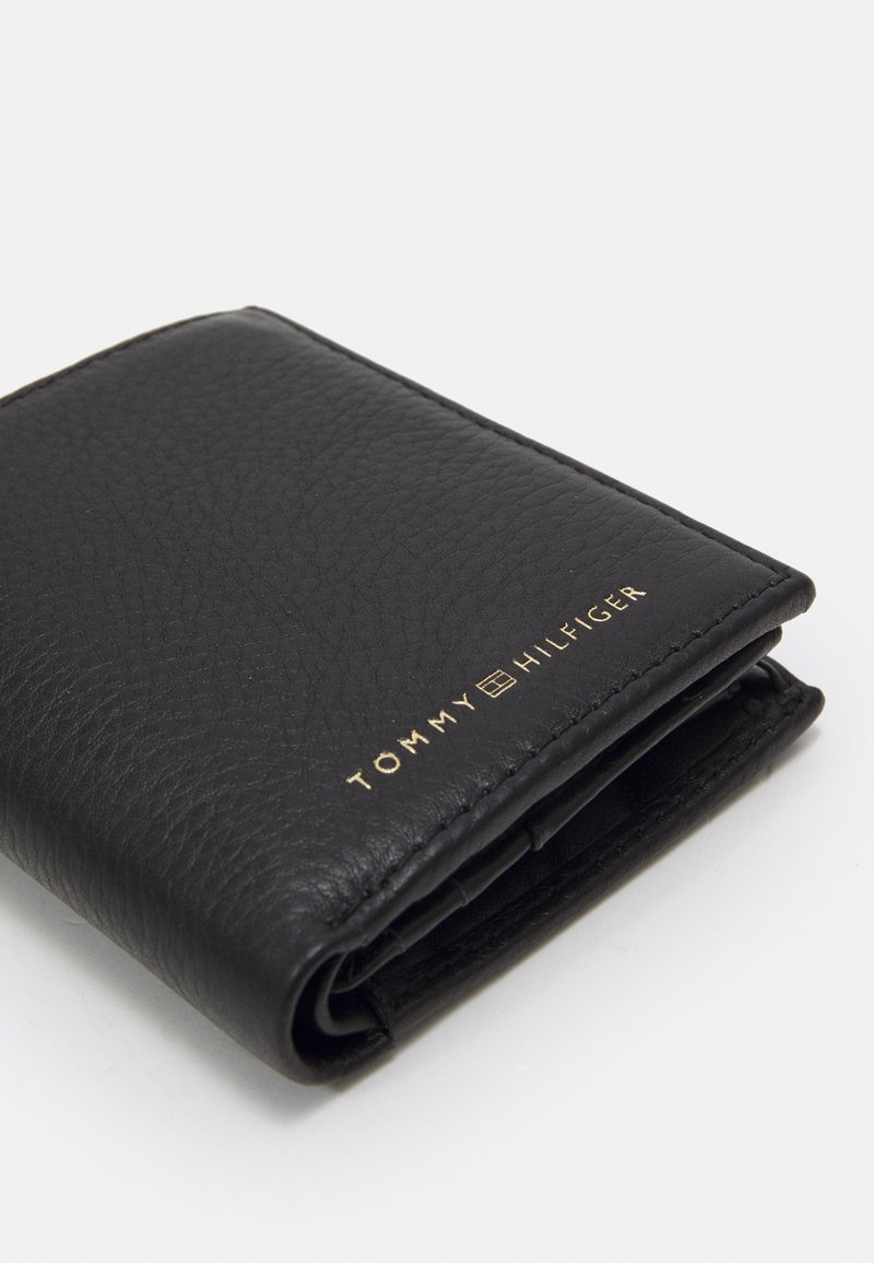 tommy hilfiger three fold wallet