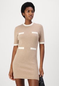 pure cashmere COLOR BLOCK SHORT SLEEVE DRESS - Sarafanas - camel