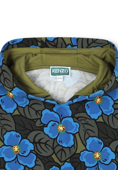 Felpa con cappuccio caratterizzata da un motivo floreale con grandi fiori blu e foglie verdi. Etichetta KENZO Kids visibile all'interno del colletto.
