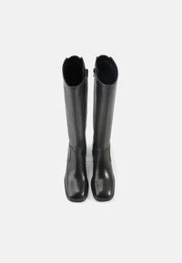 Black leather knee-high boots with a smooth finish, square toe, and a side zipper. Feature a slightly wide opening at the top.