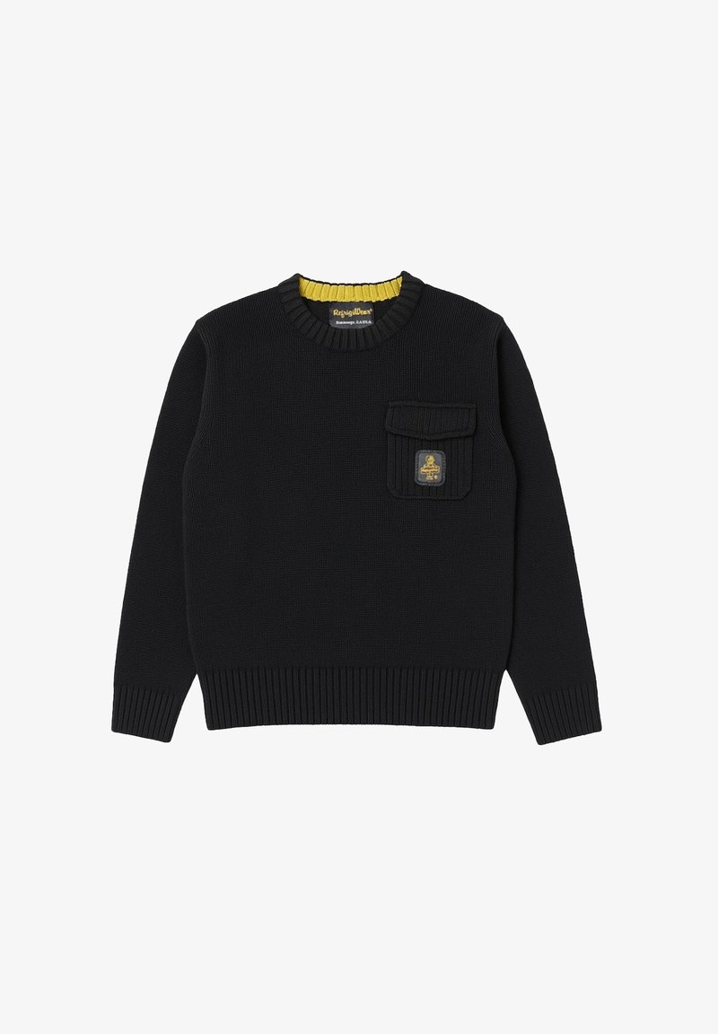 Maglione nero a maglia con polsini e orlo a costine, dotato di una tasca a toppa frontale. Collo rotondo con bordino giallo all'interno.