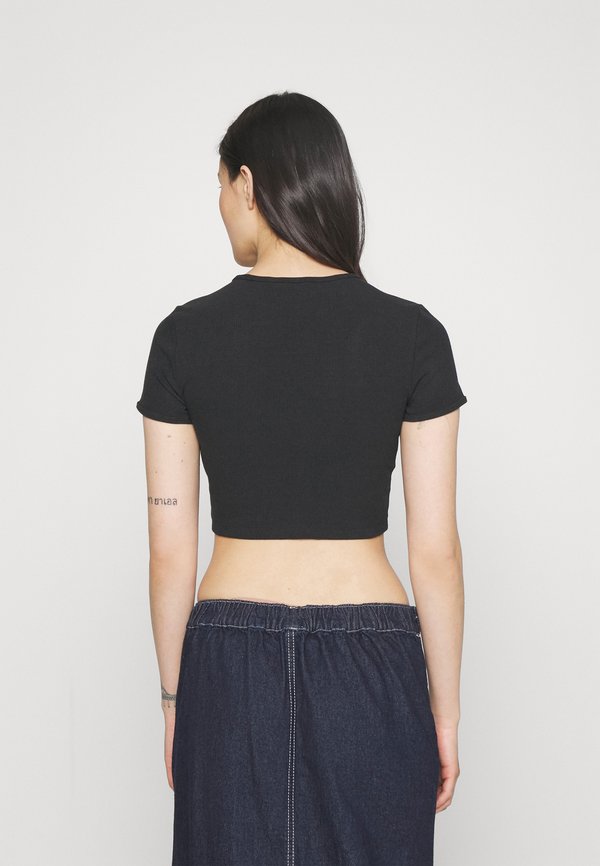 ESSENTIALS BASIC - Basic T-shirt2